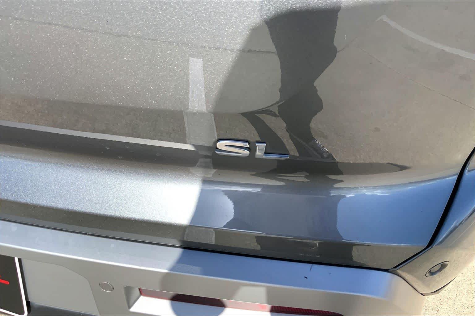 Used 2022 Gun Metallic Nissan SL image 10