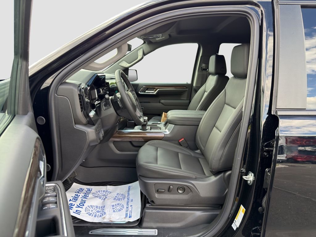 2026 Chevrolet Silverado 1500 LT Trail Boss - Photo 8