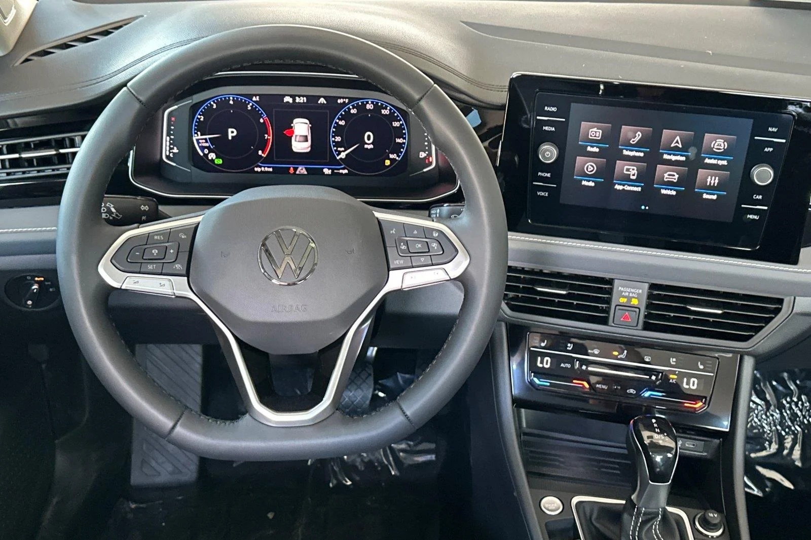 New 2026 Opal White Pearl Volkswagen SEL image 14