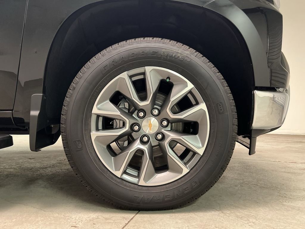 2026 Chevrolet Silverado 1500 LT - Photo 10