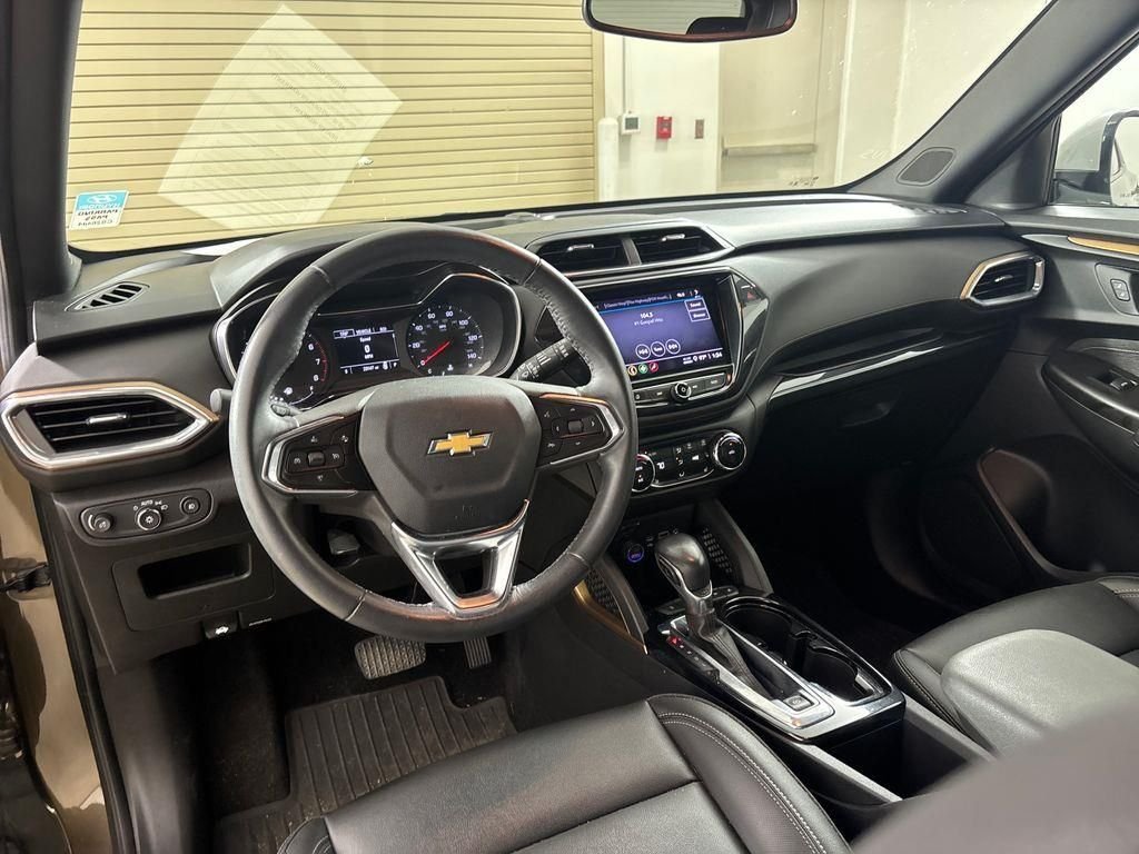 Used 2021 Brown Chevrolet ACTIV image 31