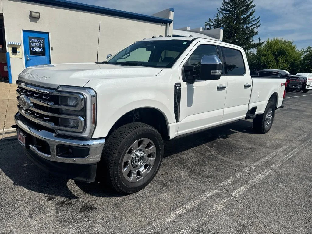 Used 2025 White Ford Lariat image 14