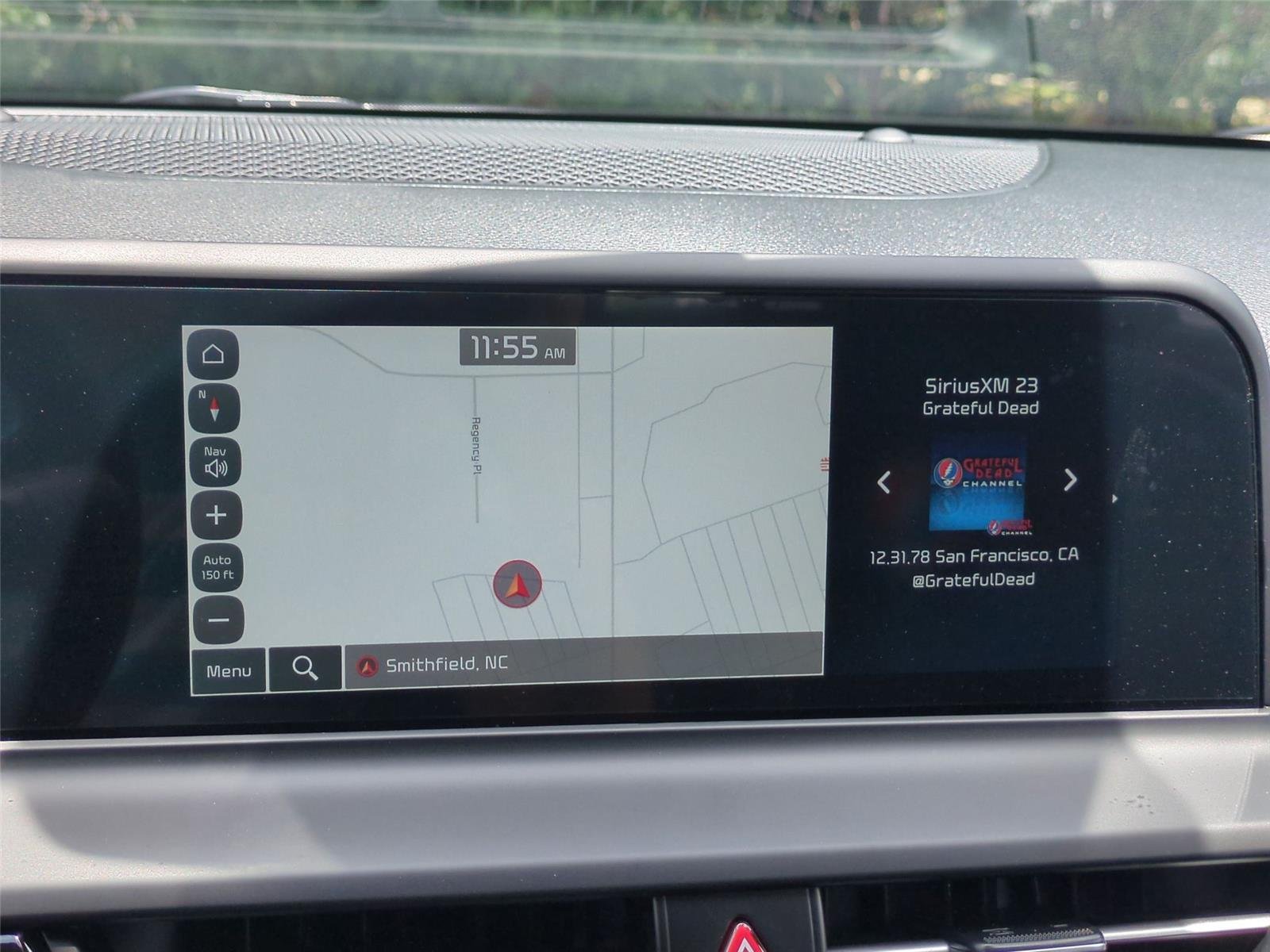 New 2026 Clear White/Black Roof Kia S image 27