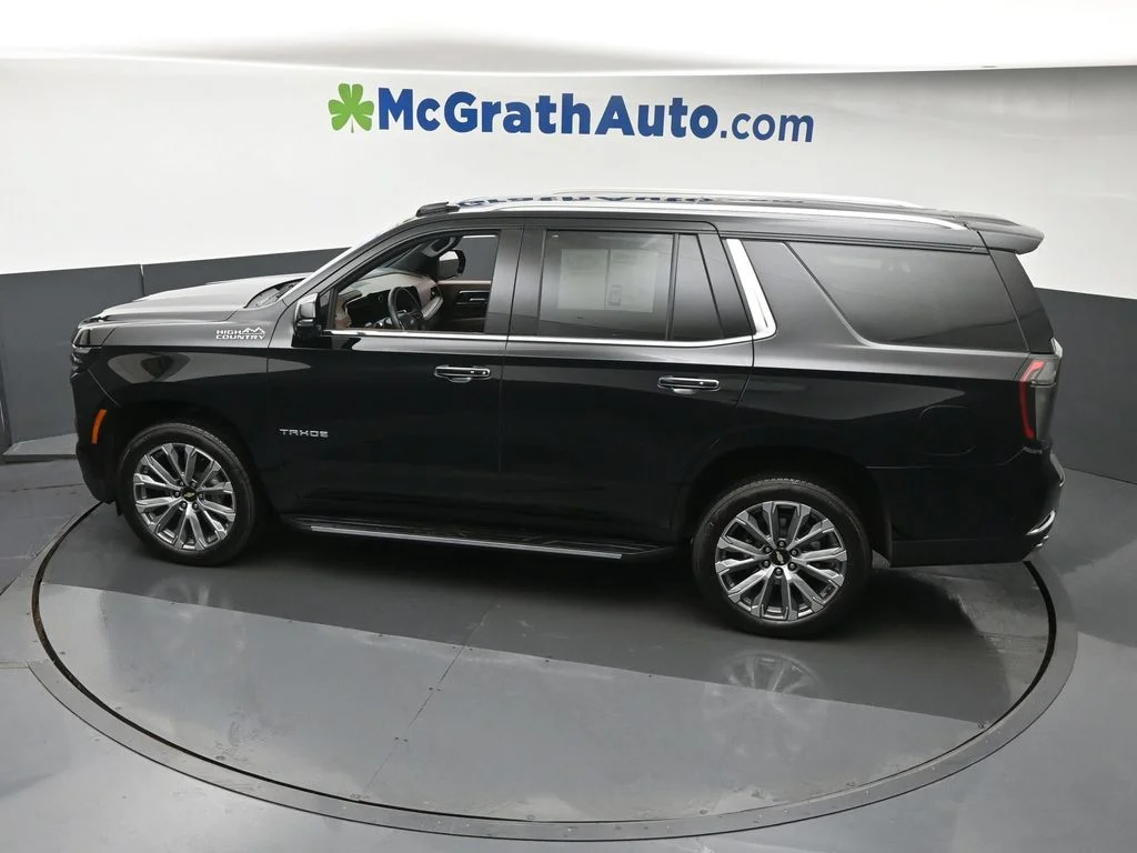 Used 2025 Black Chevrolet High Country image 28
