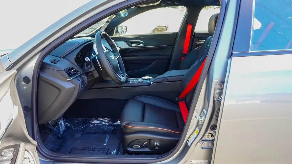 2026 Cadillac CT4 V-Series - Photo 12