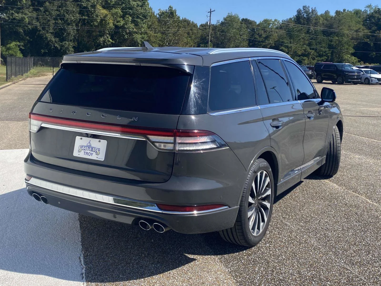 Used 2020 Gray Lincoln Black Label Grand Touring image 7