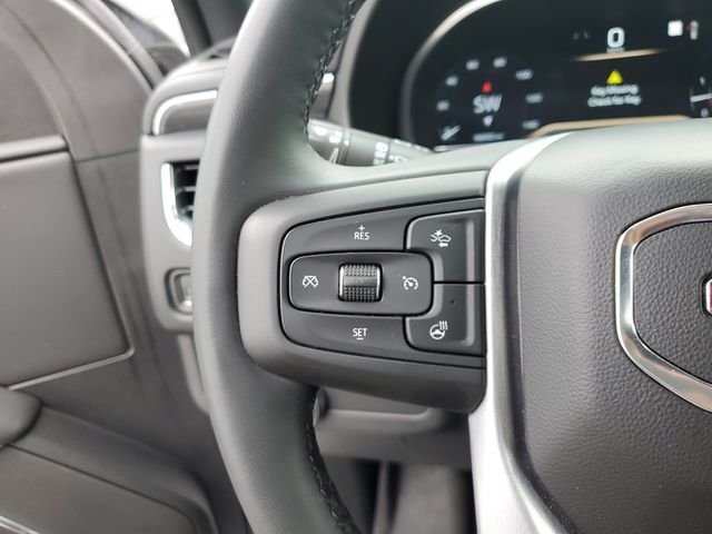 Used 2023 White GMC SLT image 26