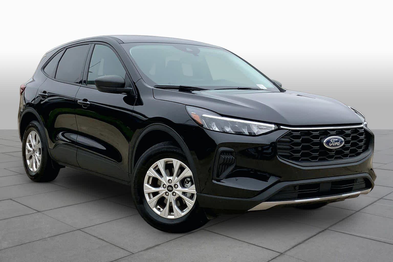 Used 2025 Agate Black Ford Active image 3
