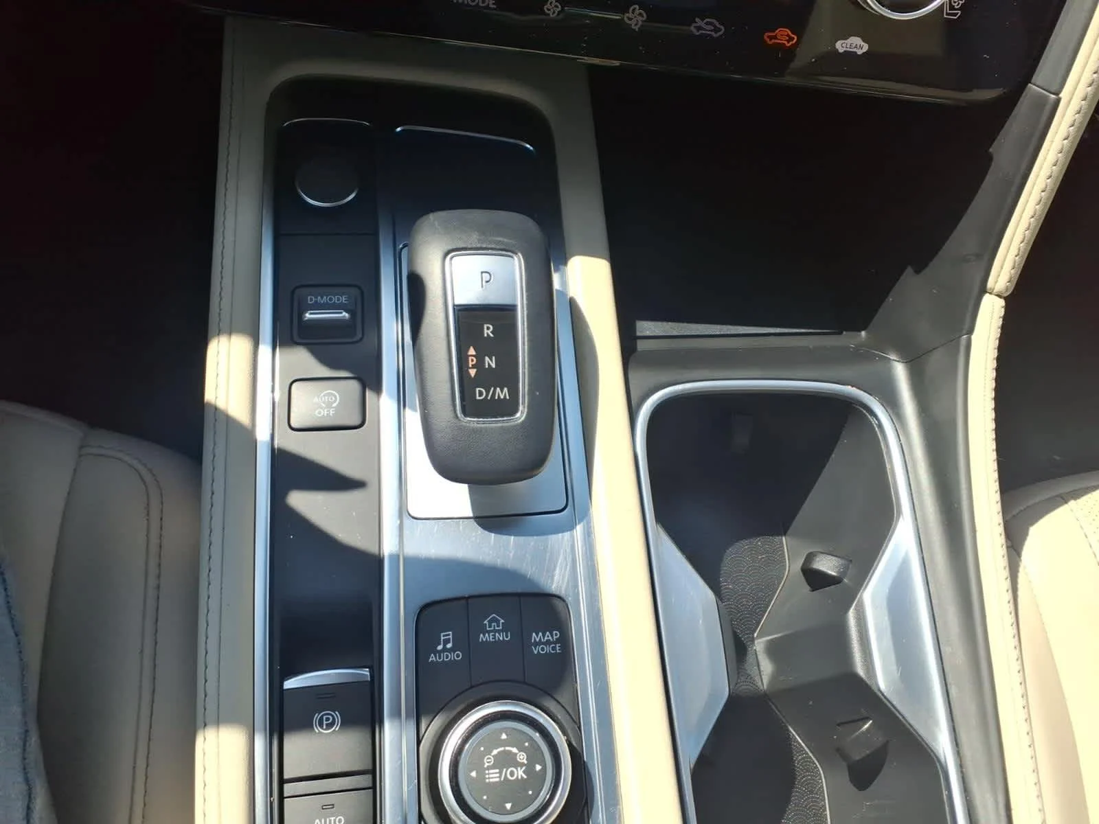 Certified Used 2023 Warm Titanium INFINITI SENSORY image 12