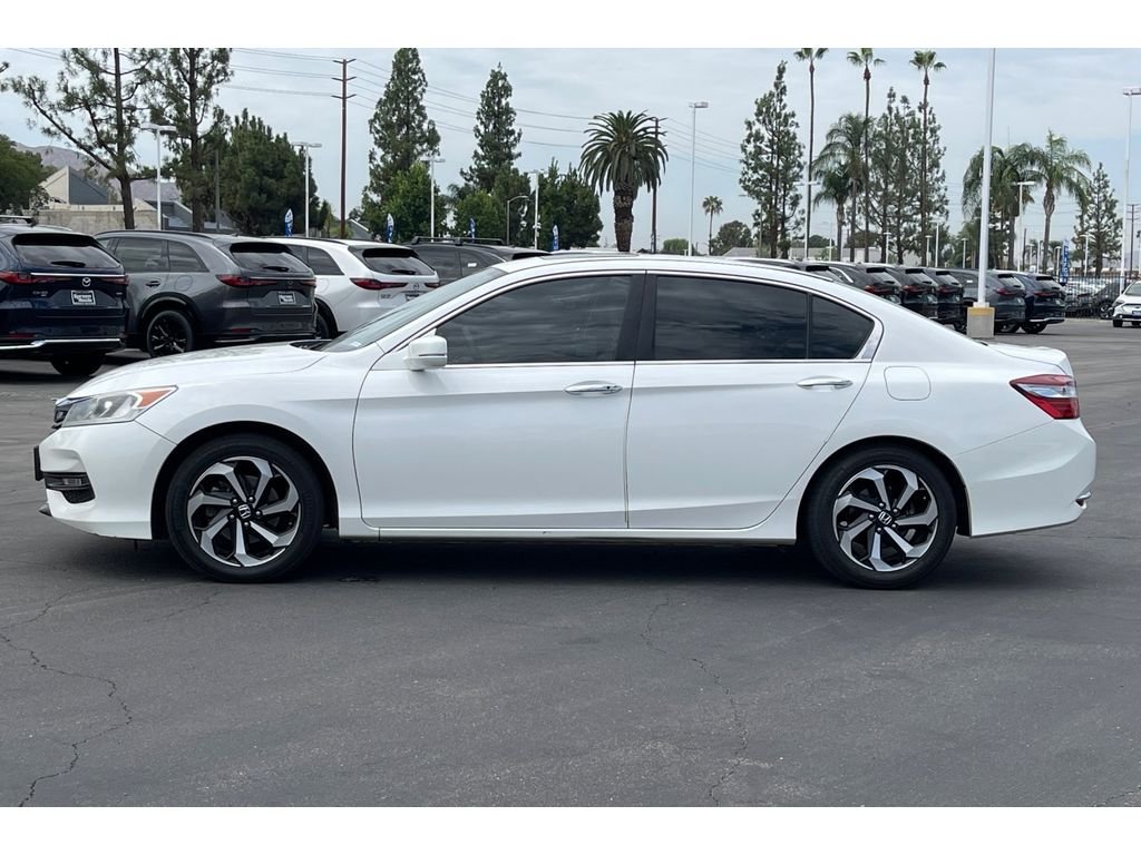 Used 2017 White Orchid Pearl Honda EX image 2