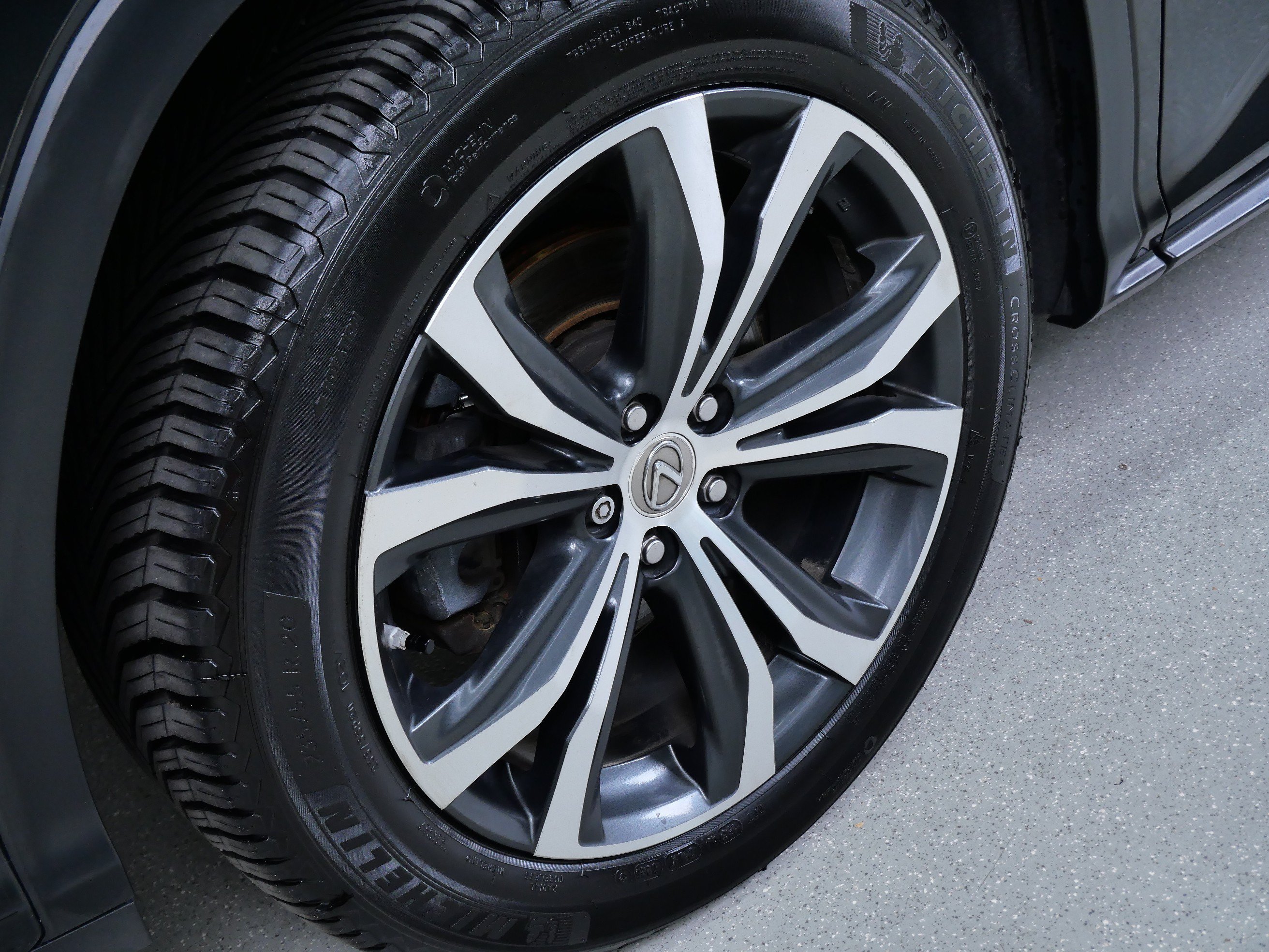 Used 2016 Black Lexus F Sport image 13
