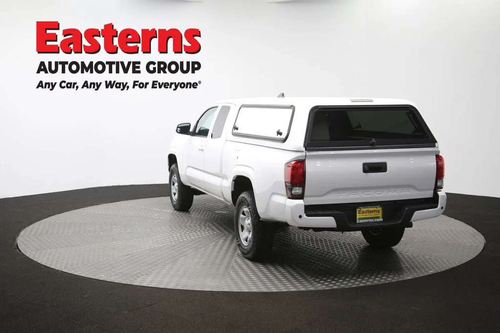 Used 2020 White Toyota SR image 62