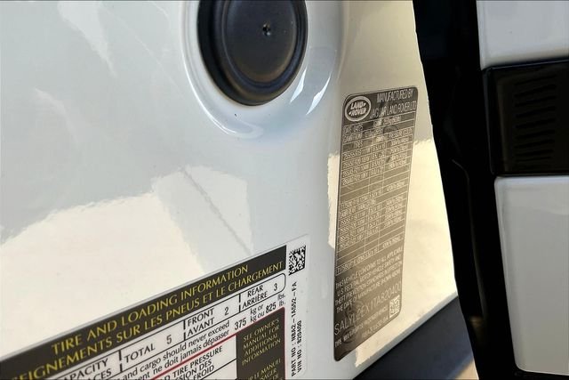 Certified Used 2026 White Land Rover Dynamic SE image 8