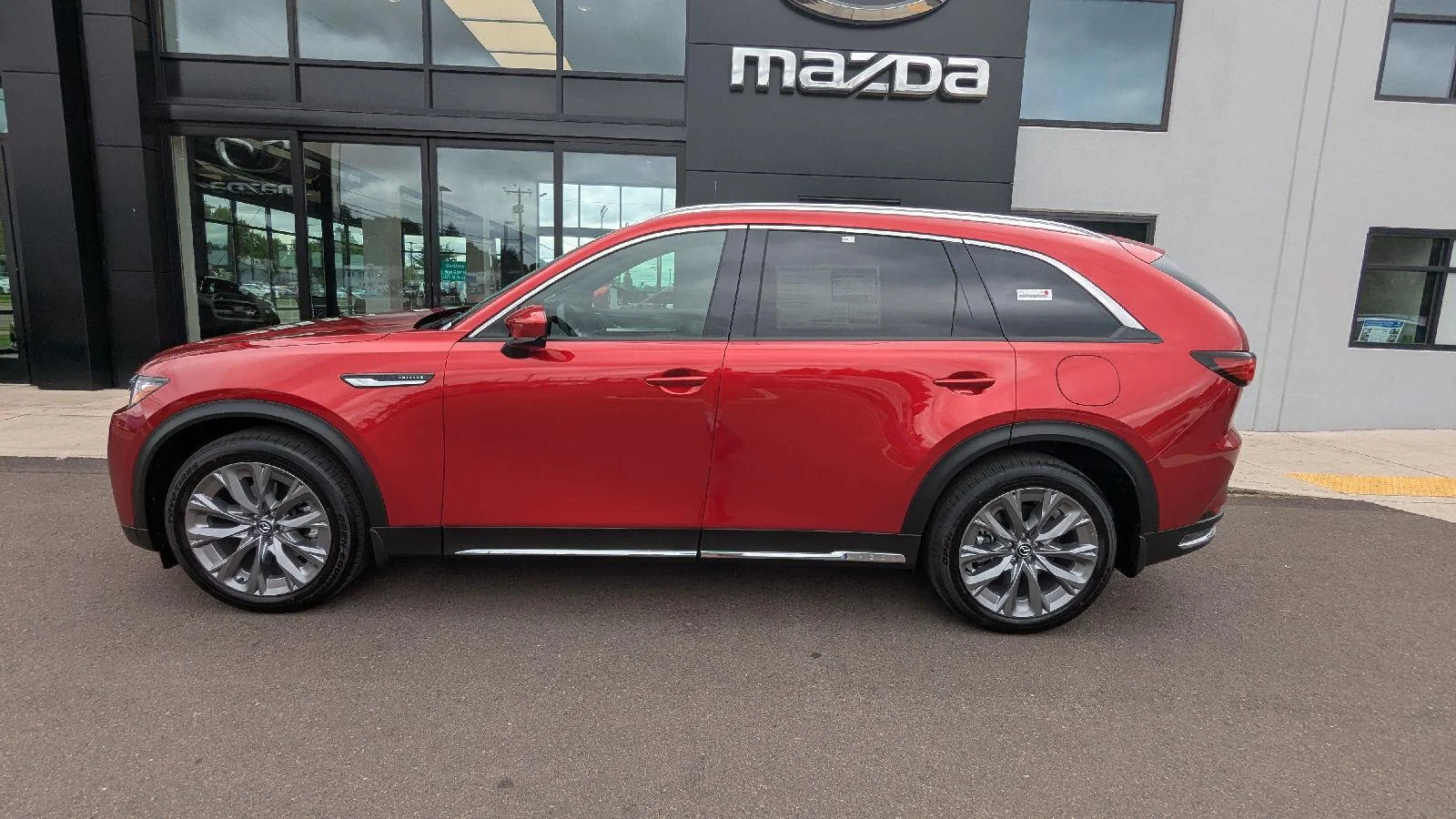 New 2026 46V SOUL RED CRYSTAL METALLIC Mazda 3.3 Turbo Premium Plus AWD image 3