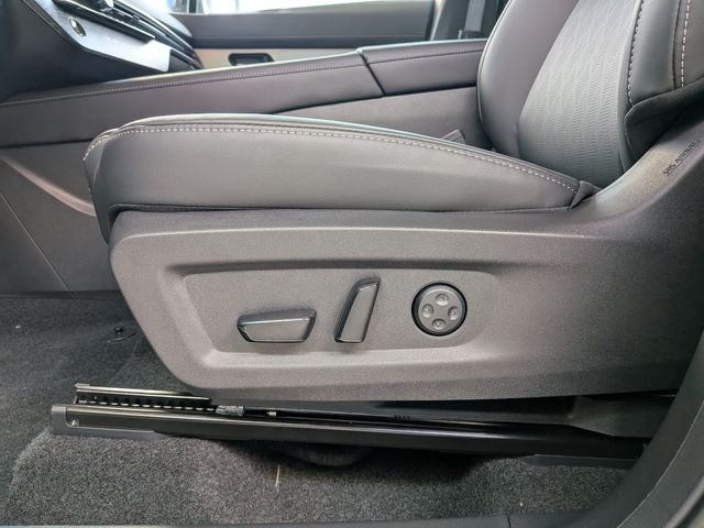 New 2026 Gray Nissan Platinum image 16