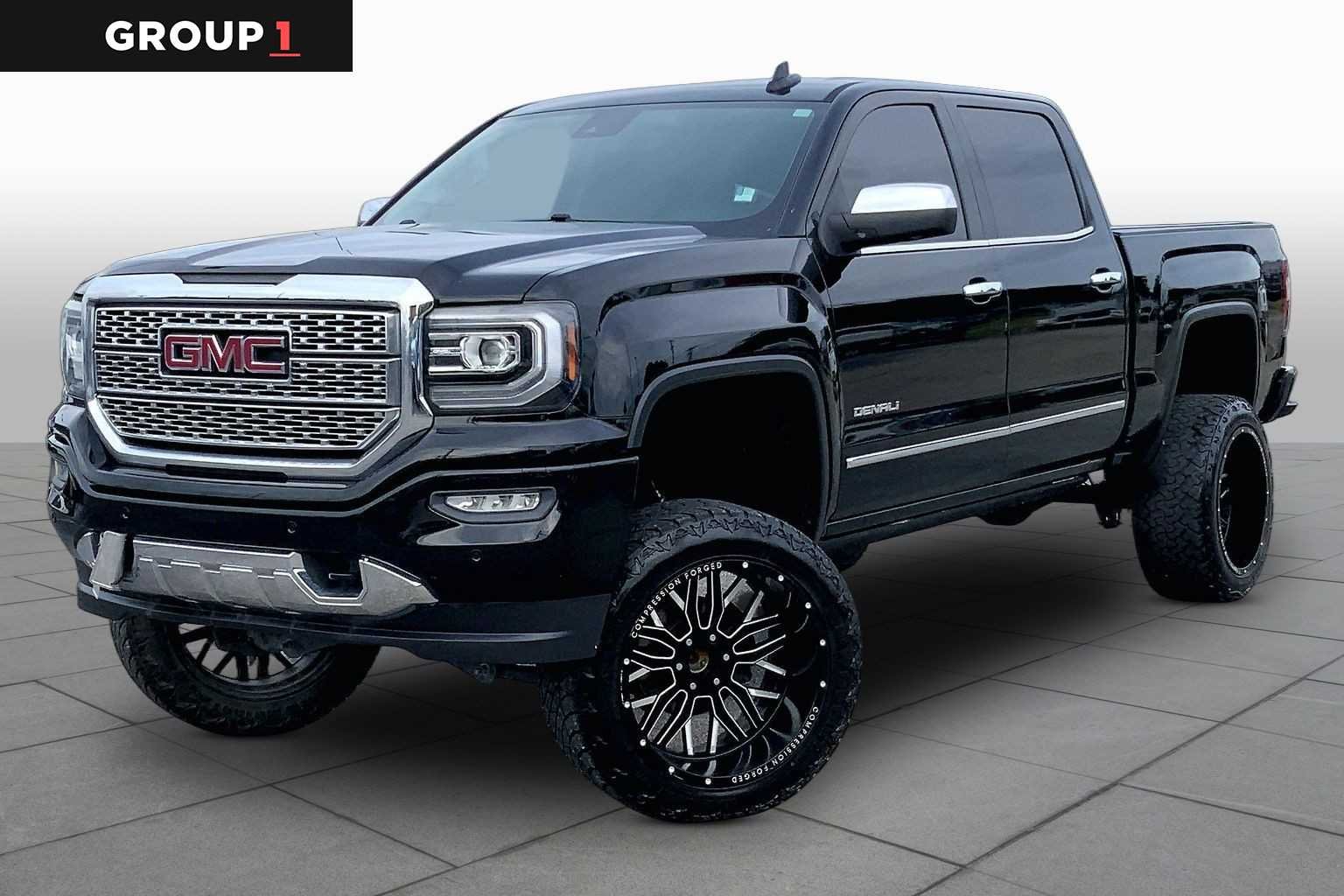 2018 GMC Sierra 2WD Crew Cab Short Box's photo