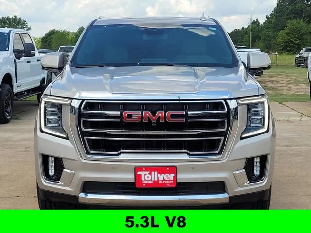Used 2023 Pearl Beige Metallic GMC SLT image 3