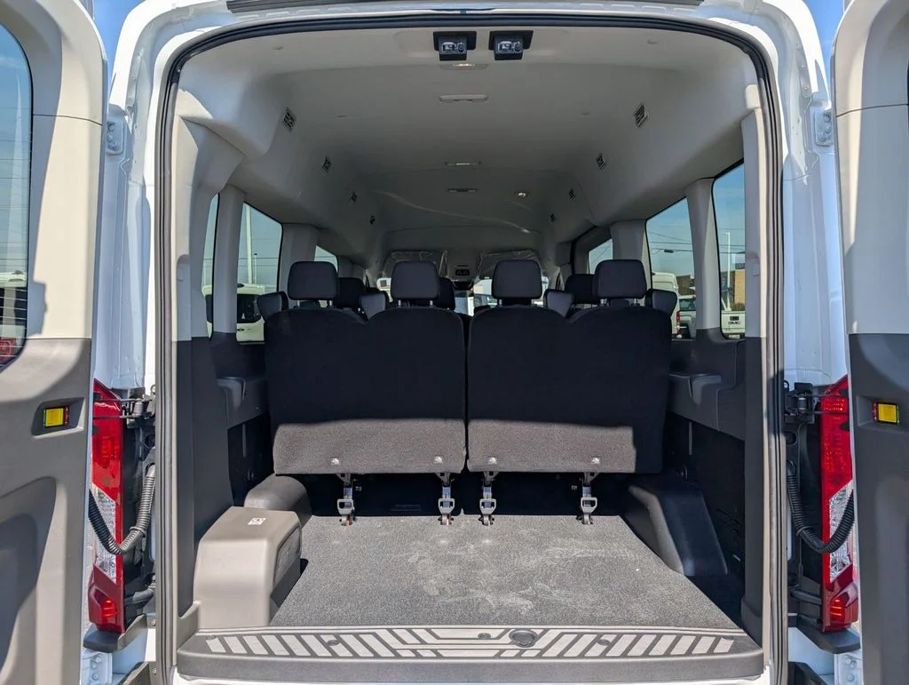 New 2026 Oxford White Ford Passenger Van XLT image 24