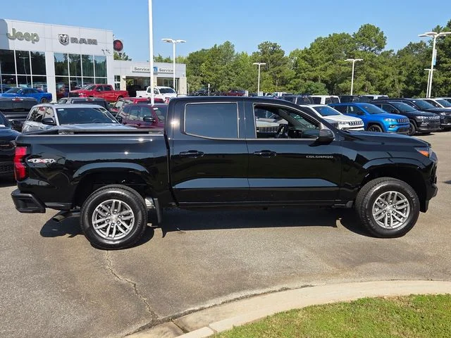 Used 2026 Black Chevrolet LT image 13