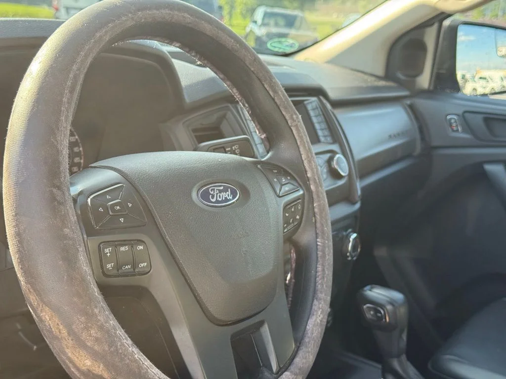 Used 2019 Gray Ford XL image 18