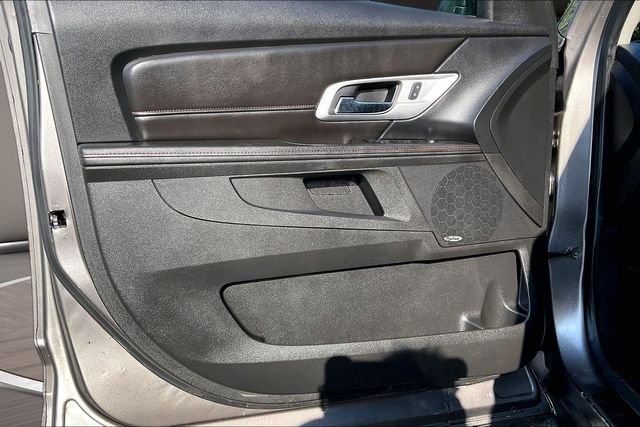 Used 2014 Silver GMC SLT-1 image 21