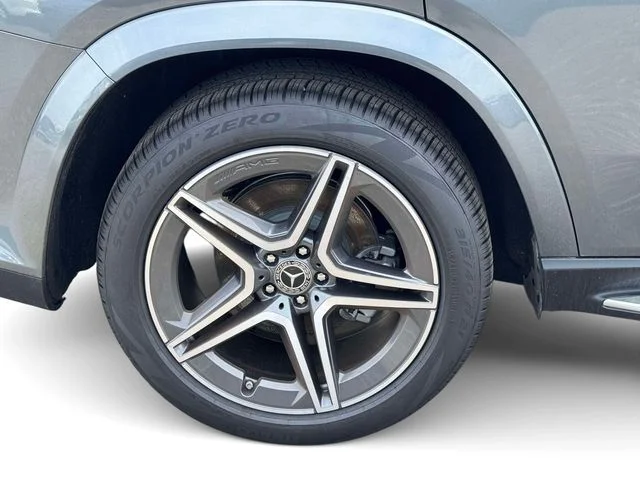 New 2026  Mercedes-Benz GLS 450 image 9