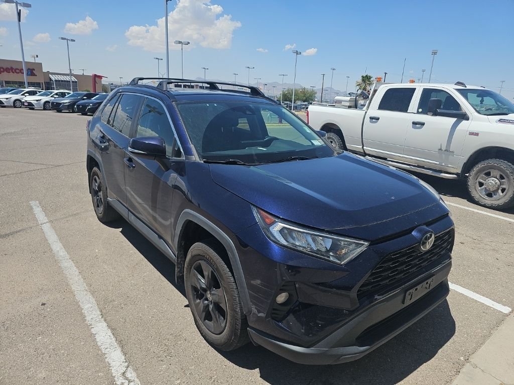 Used 2021  Toyota XLE image 24