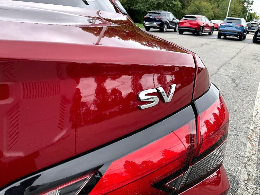 Used 2025 Red Nissan 1.6 SV image 29