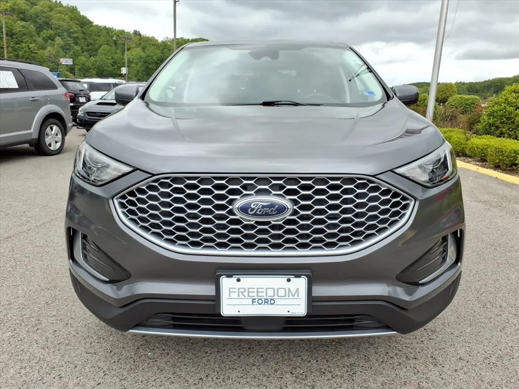 2024 Ford Edge SEL - Photo 10
