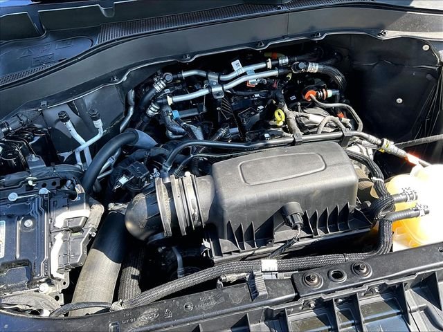 Used 2023 Black Ford XLT image 33