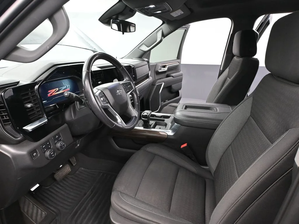Certified Used 2022 Black Chevrolet RST image 26