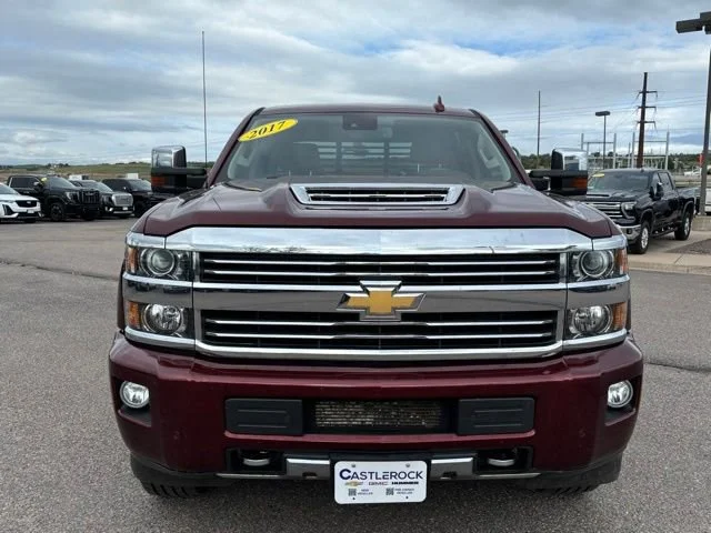 Used 2017 BUTTE RED METALLIC Chevrolet High Country image 10