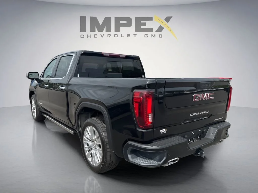 Used 2022 Onyx Black GMC Denali image 3