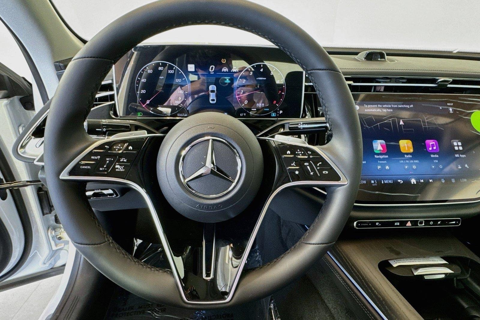 New 2026 Manufaktur Moonlight White Metallic Mercedes-Benz E 350 image 11