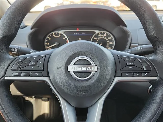 Used 2025 Shite Nissan SV image 19