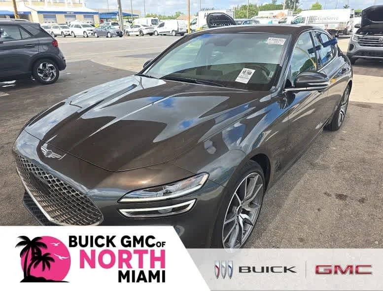 2025 Genesis G70 2.5T Standard's photo