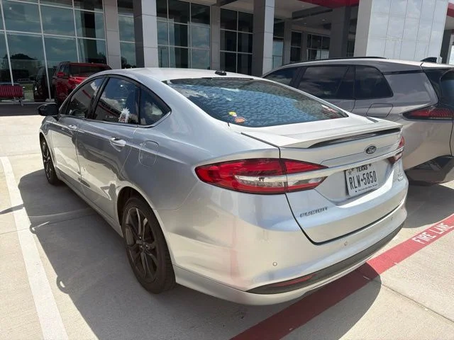 Used 2018 Silver Ford SE image 3
