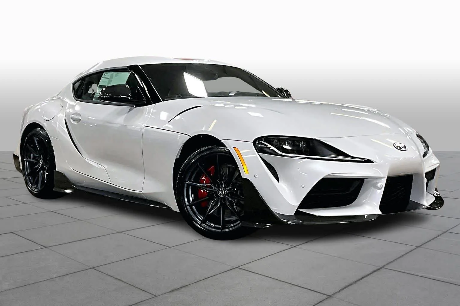 New 2026 Absolute Zero Toyota 3.0 Premium image 2