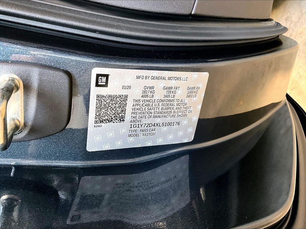 Used 2020 Gray Chevrolet Stingray image 36