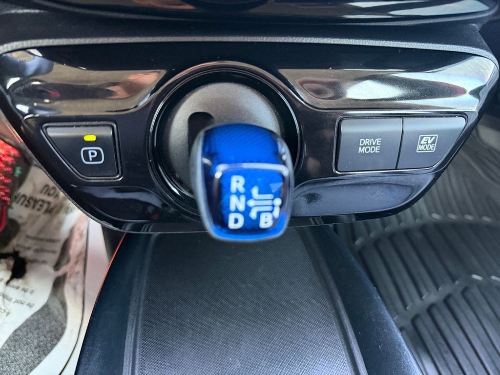 Used 2022 Red Toyota LE image 30