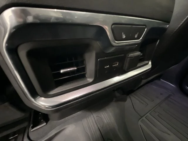 Used 2019 Blue GMC SLT image 21