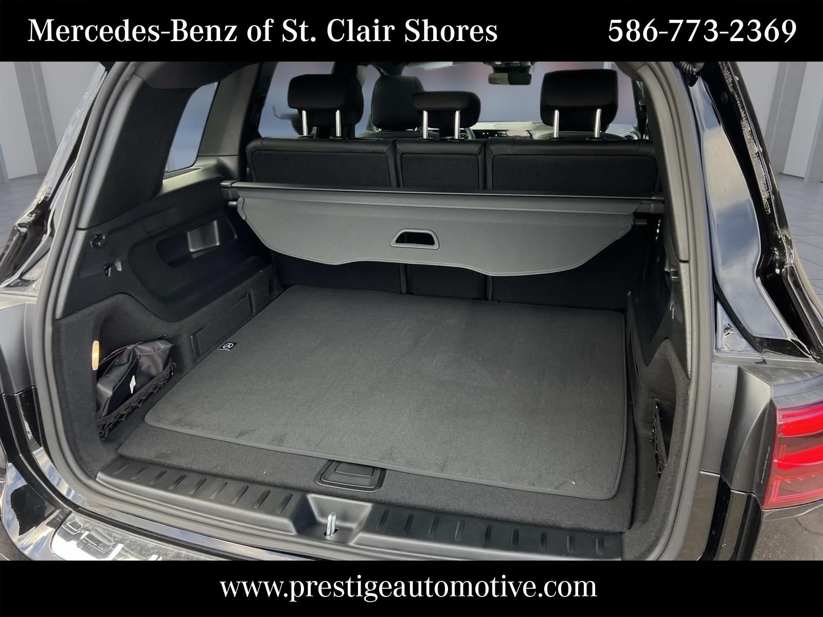 Used 2026 Black Mercedes-Benz GLB 250 image 13