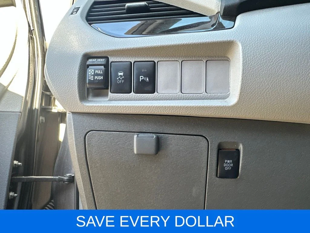 Used 2019 Gray Toyota XLE image 11