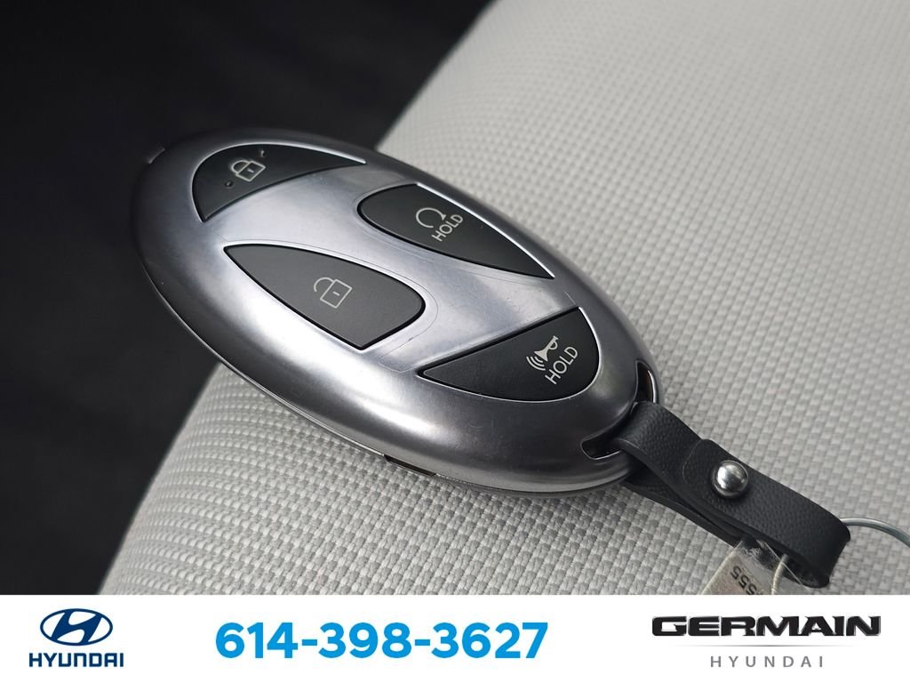 Used 2026 Orange Hyundai SEL Sport image 34