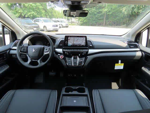 New 2026 Platinum White Pearl Honda Touring image 19