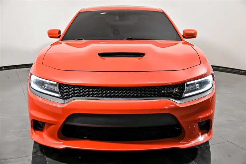Used 2017 Go Mango Dodge R/T Scat Pack image 4