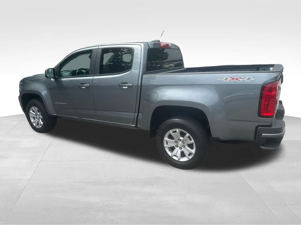 Used 2022 Gray Chevrolet LT image 16