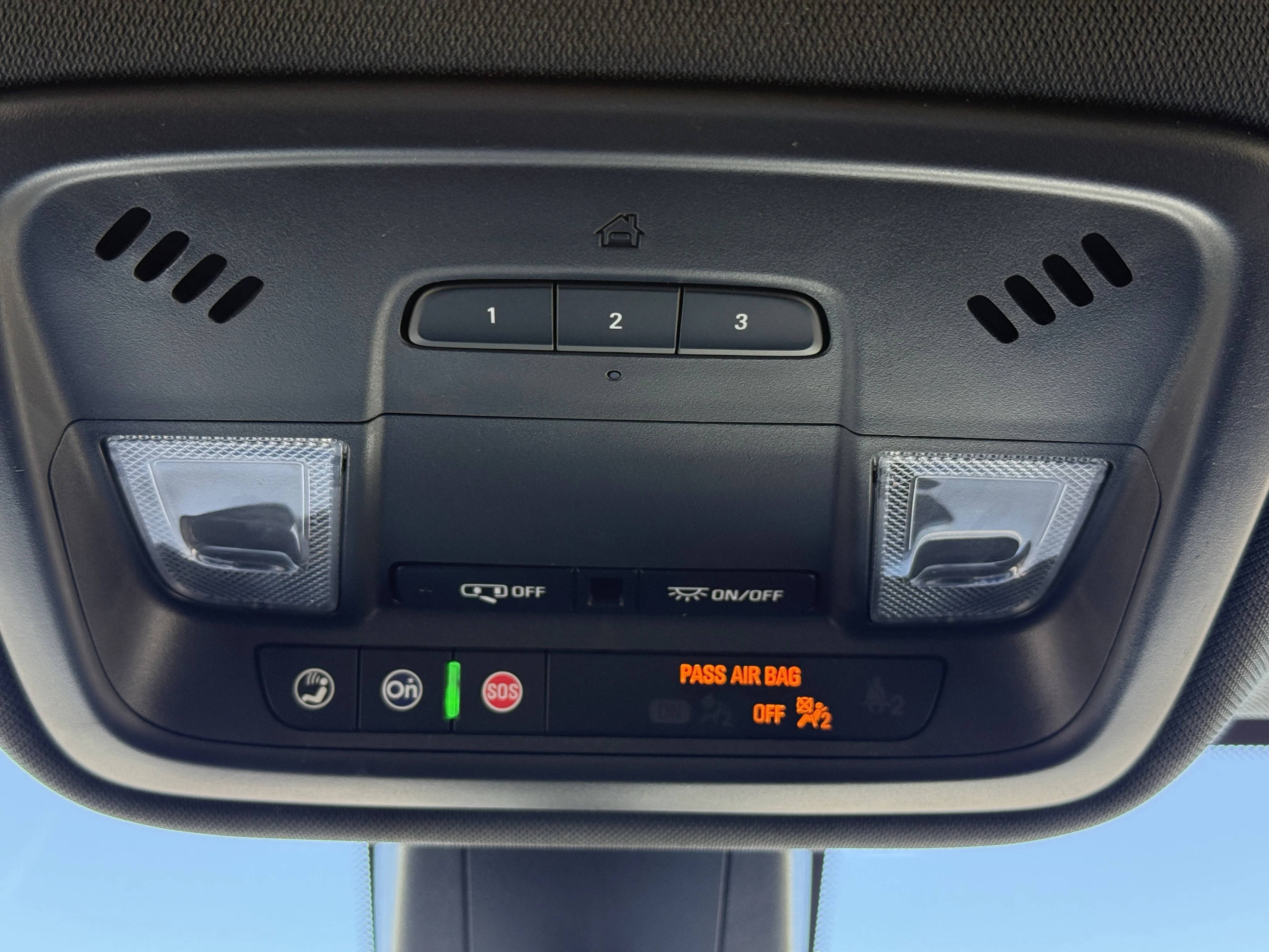 Used 2023 Summit White Chevrolet LT Cloth image 26
