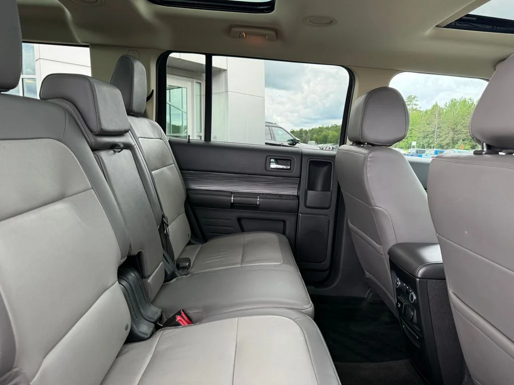 2017 Ford Flex SEL - Photo 14