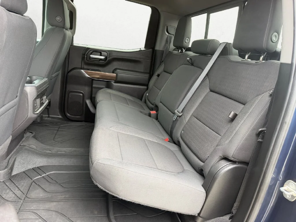 Used 2020 NORTHSKY BLUE METALLIC Chevrolet RST image 10